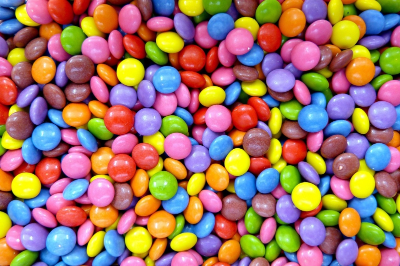 confiserie-MONS-min_smarties_confectionery_lenses-1150911